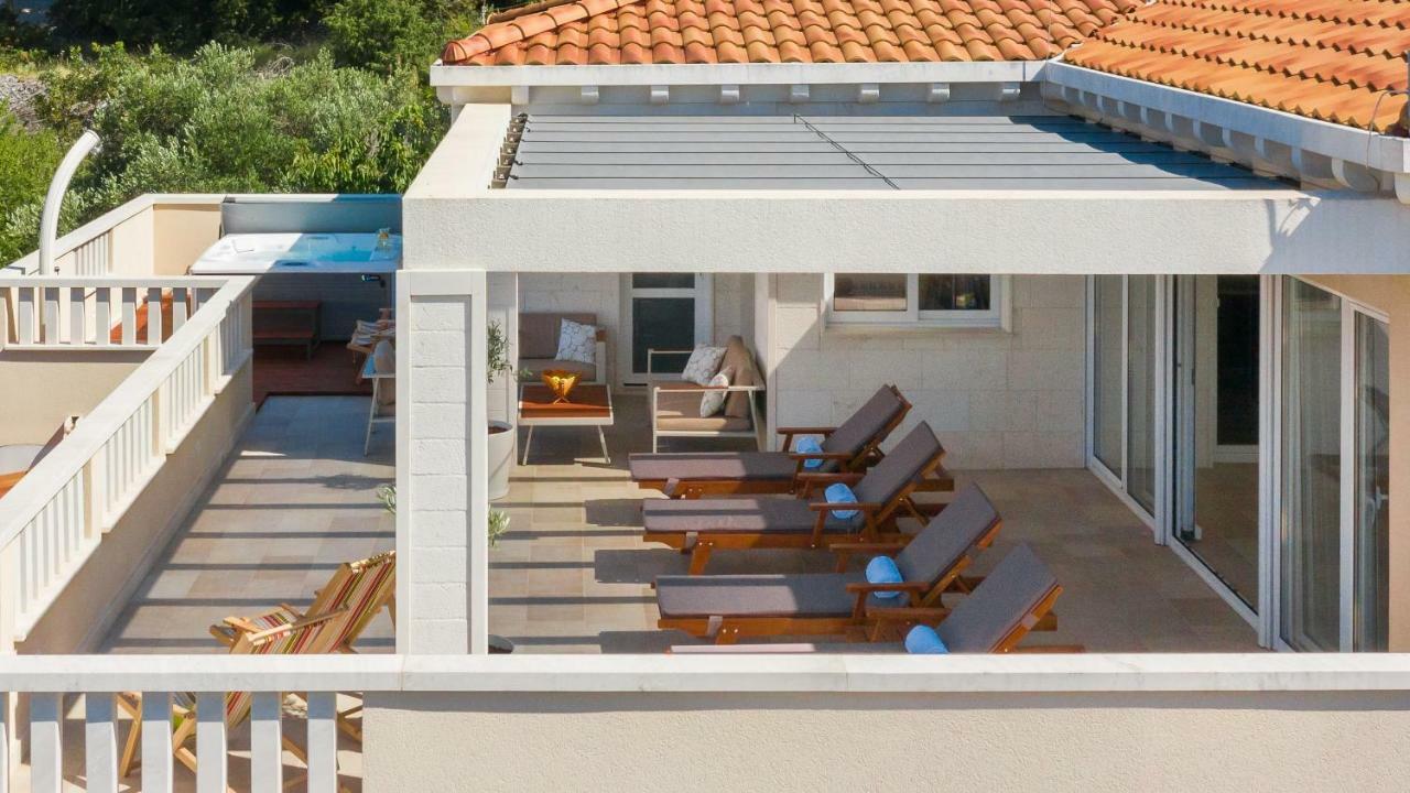 דירות סלאטינה Secret Escape Penthouse מראה חיצוני תמונה